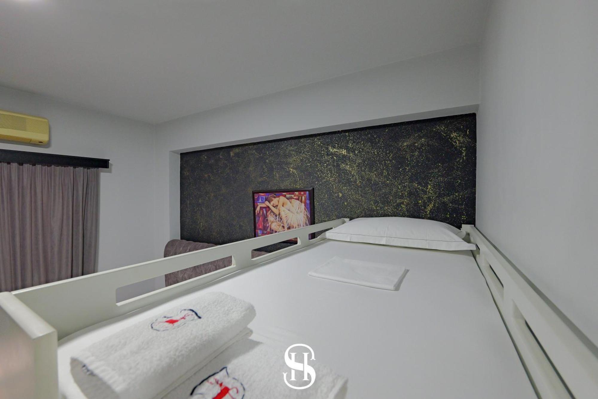 Sala Hotel *