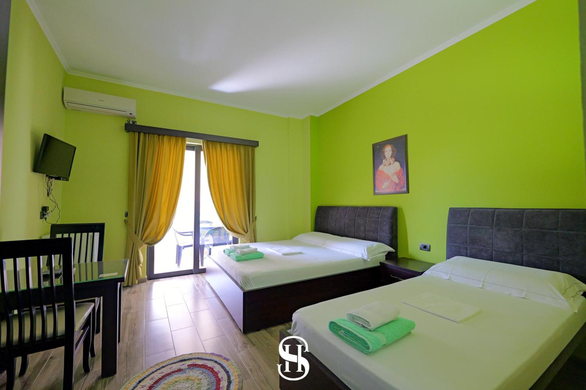 Sala Hotel *