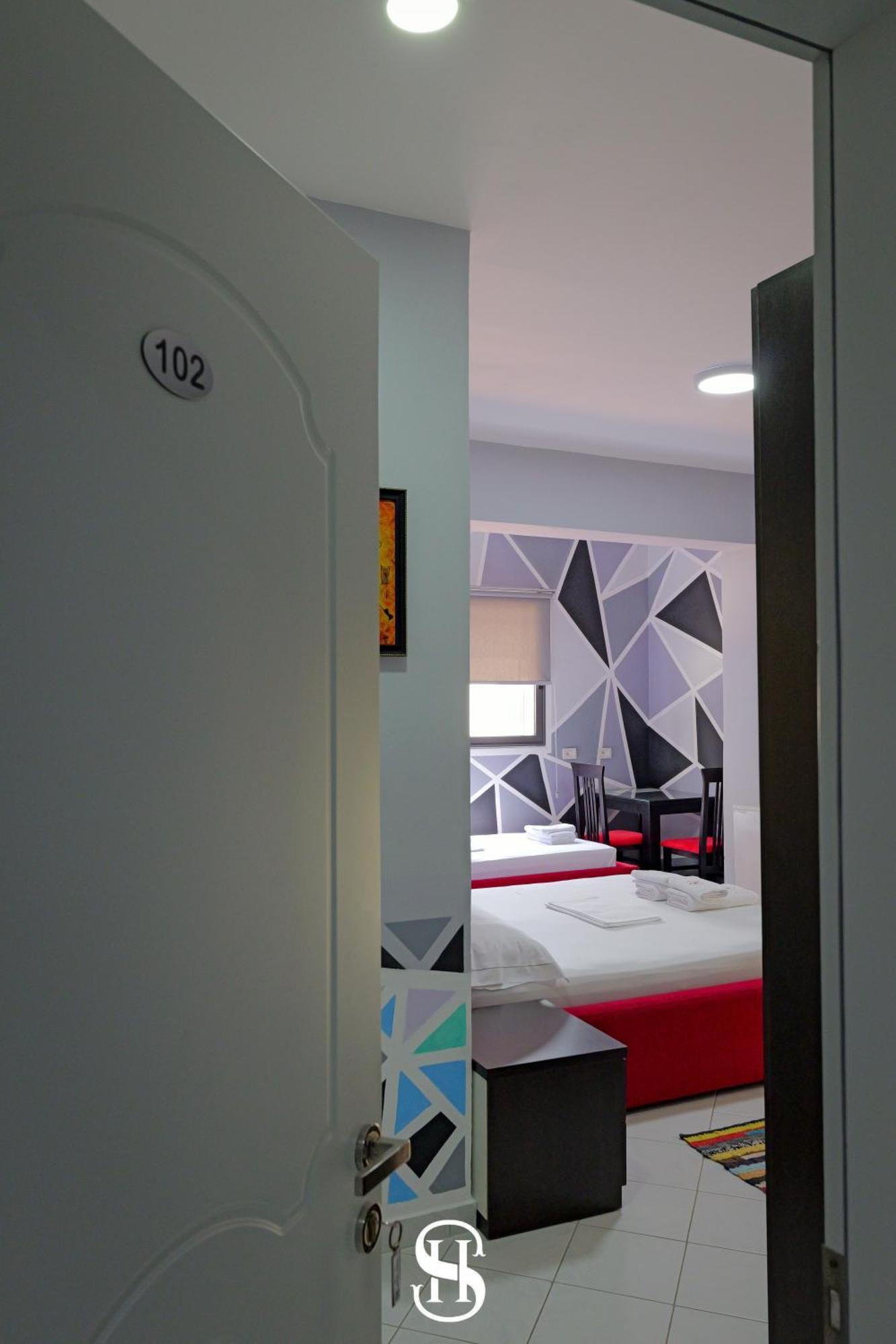Sala Hotel *