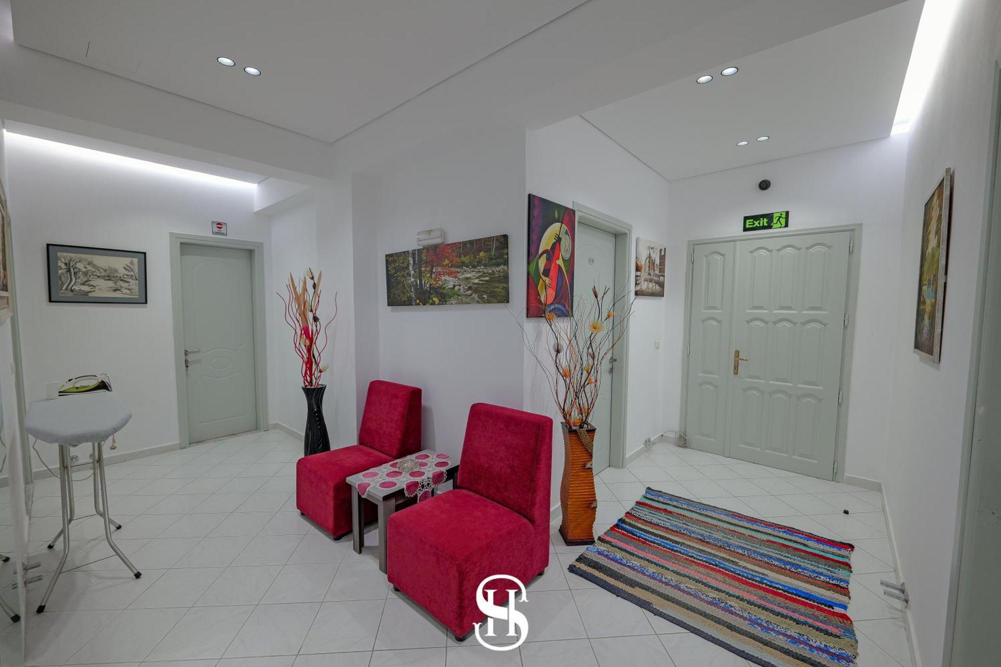 Sala Hotel *